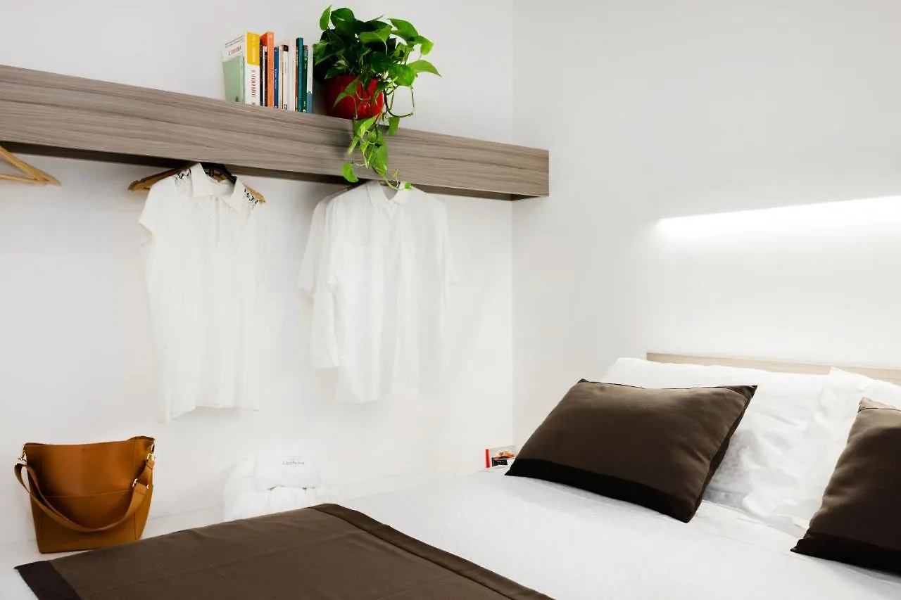 Lighea Aqua Suites And Breakfast contacts